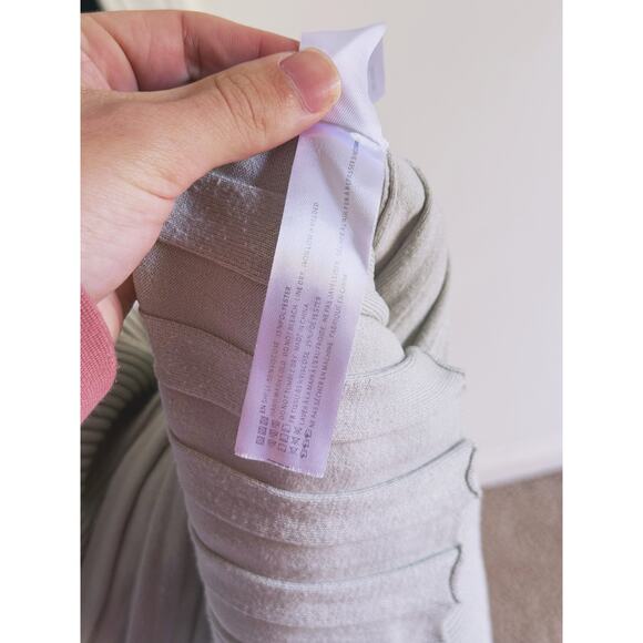 En Saison Palma Ribbed Knit Sleeveless Midi Dress Beige Medium Quiet Luxury Fall - Picture 9 of 9